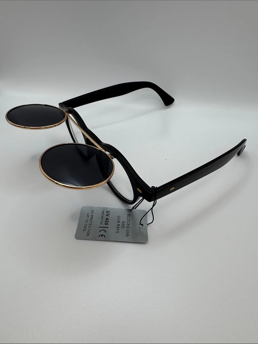Black Round Flip-Up Sunglasses - Unbranded